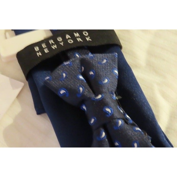 Boys Bow Tie and Pocket Square Blue Sz 8 - Picture 2 of 9